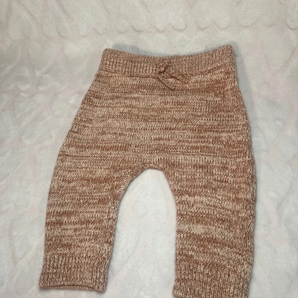 Carter's  3pc Knit Sweater Top & Pants Set size 6-9 months